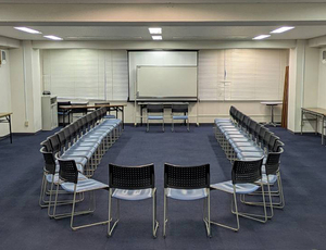 四ツ橋・近商ビル10A　シアターレイアウト　※レイアウト変更・現状復帰は利用者様へお願いしております