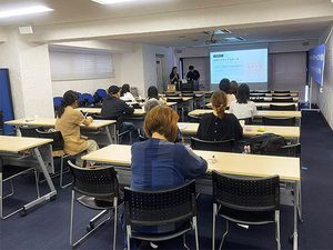 利用事例：NovaPlus+様「モバイルバッテリー専用耐火ポーチ」展示会・説明会